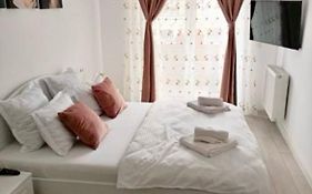 Ariel Deluxe 2 & 3 Rooms Apartments Coresi Brasov